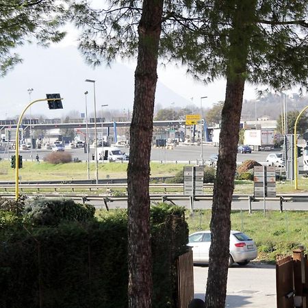 Easyroom Frosinone - Casello Autostradale Bagian luar foto